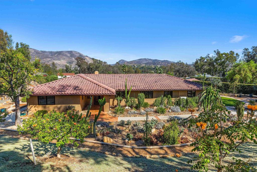 17543 Rancho Del Rio Property Photo 1
