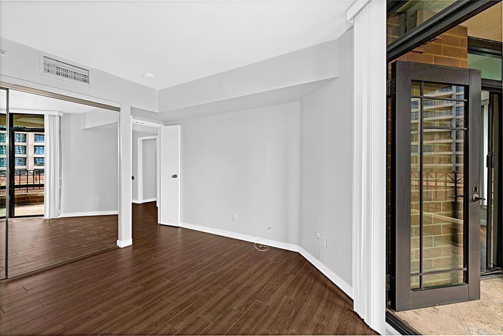 500 W Harbor Drive 716 Property Photo 31