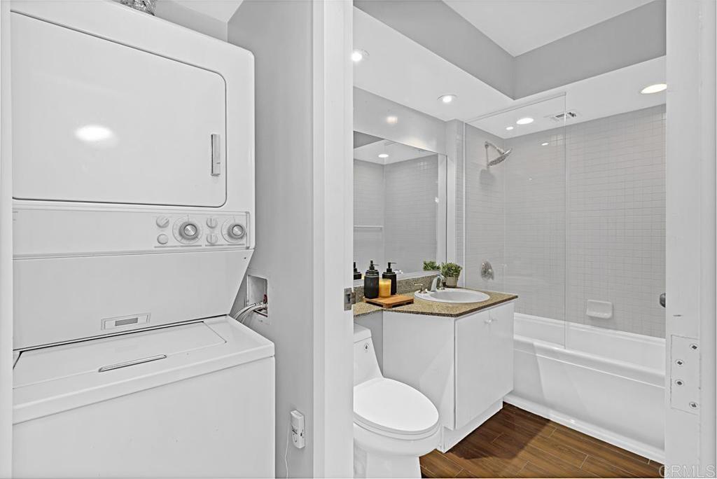 500 W Harbor Drive 716 Property Photo 34