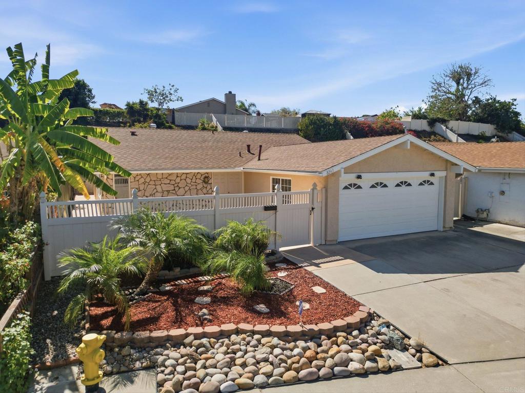 8243 Hydra Lane Property Photo 2