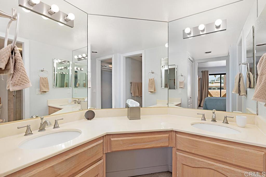 7757 Eads Avenue C2 Property Photo 10
