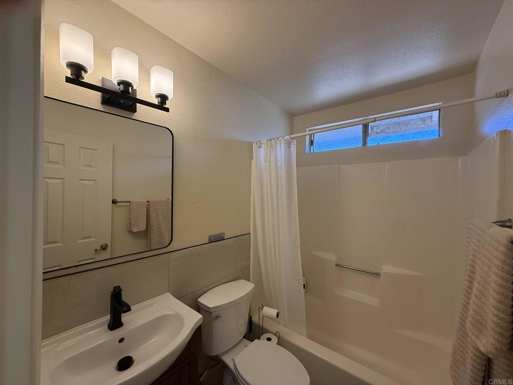 4558 Golden Ridge Drive Property Photo 12