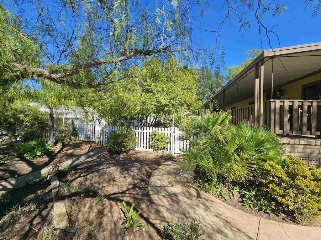 18218 Paradise Mountain Road 180 Property Photo 2