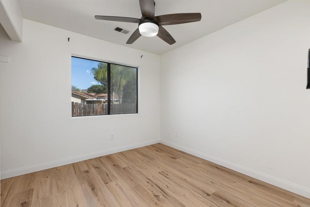 23419 Glenn Ellen Way Property Photo 24