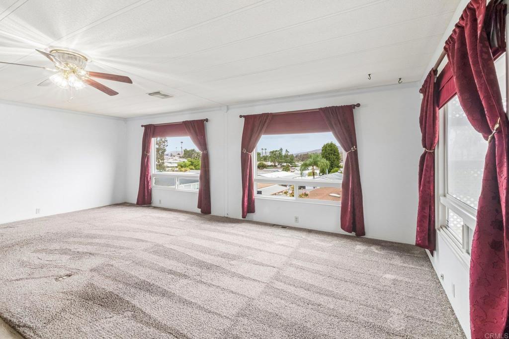 1219 E Barham Drive Spc 166 Property Photo 19