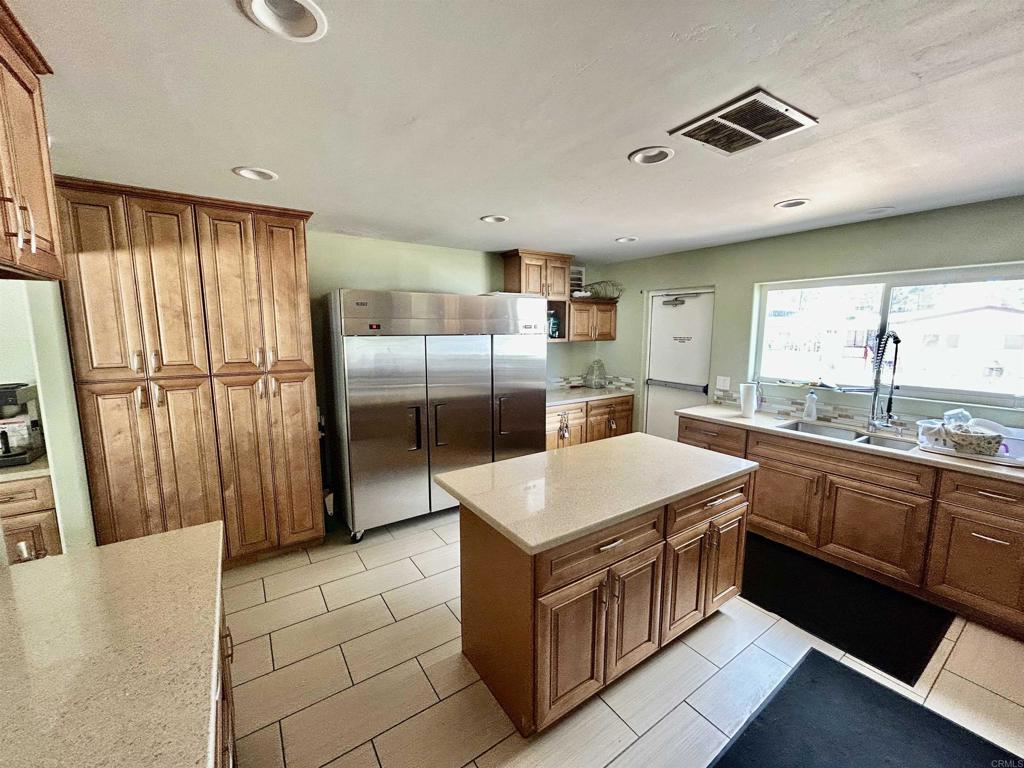 1219 E Barham Drive Spc 166 Property Photo 52