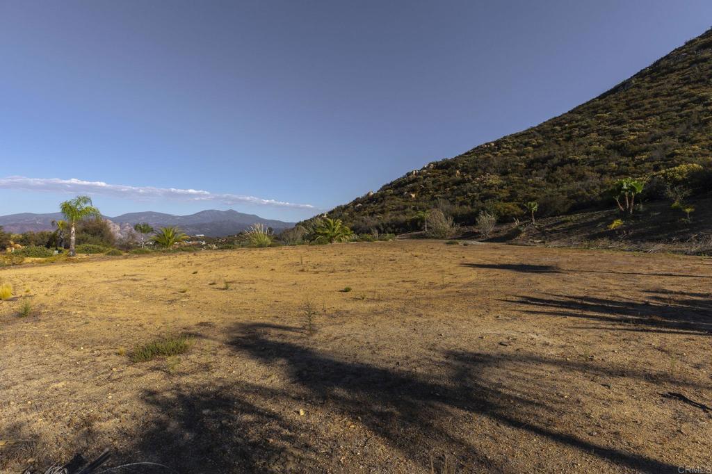 24807 Thunder Mountain Road Property Photo 12