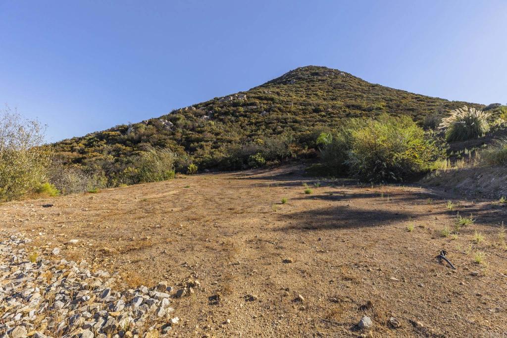 24807 Thunder Mountain Road Property Photo 20