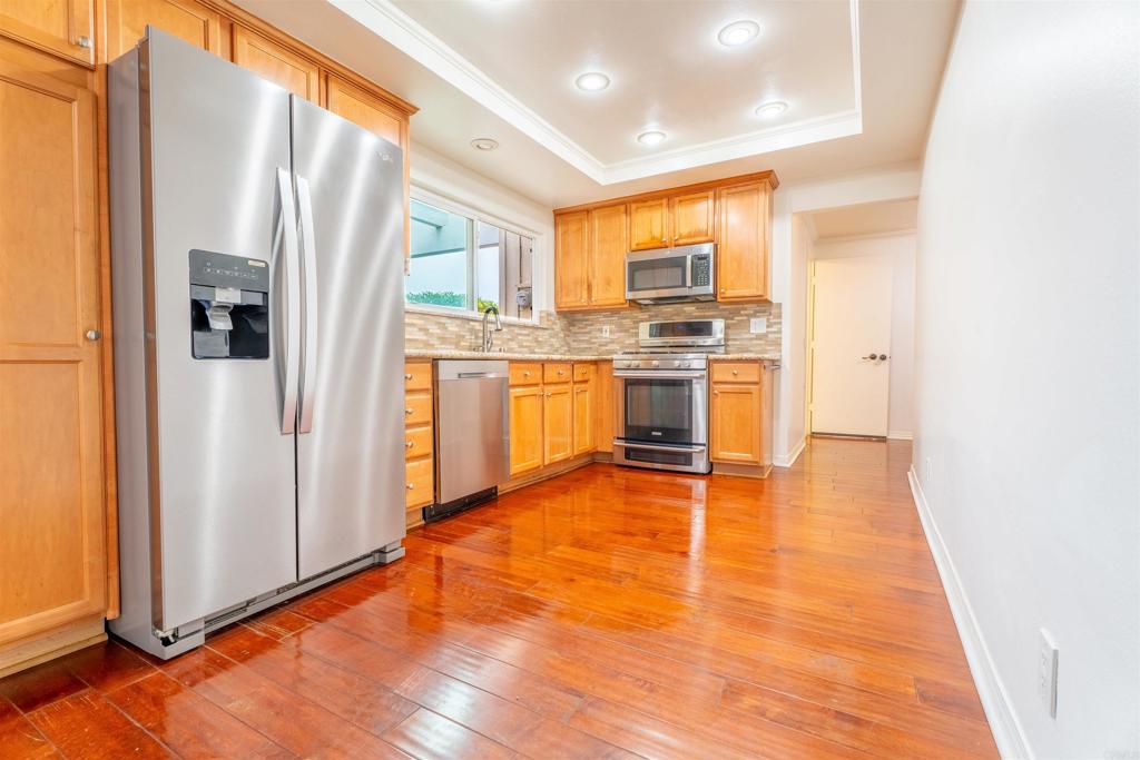 4985 Paseo Segovia Property Photo 7