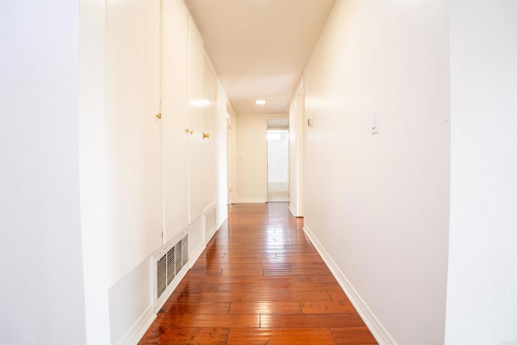 4985 Paseo Segovia Property Photo 12