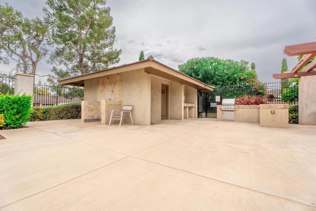 4985 Paseo Segovia Property Photo 30