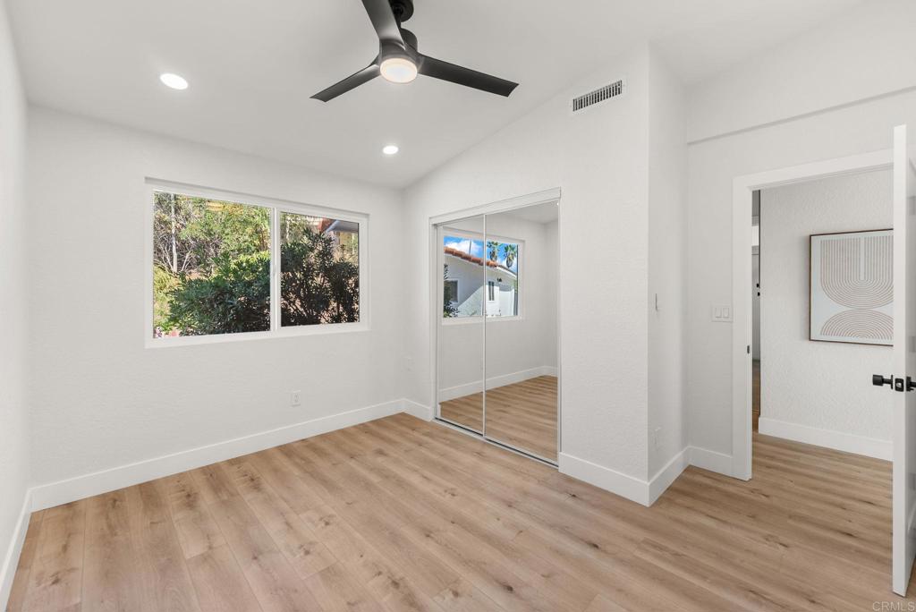 10236 Lake Meadow Lane Property Photo 15