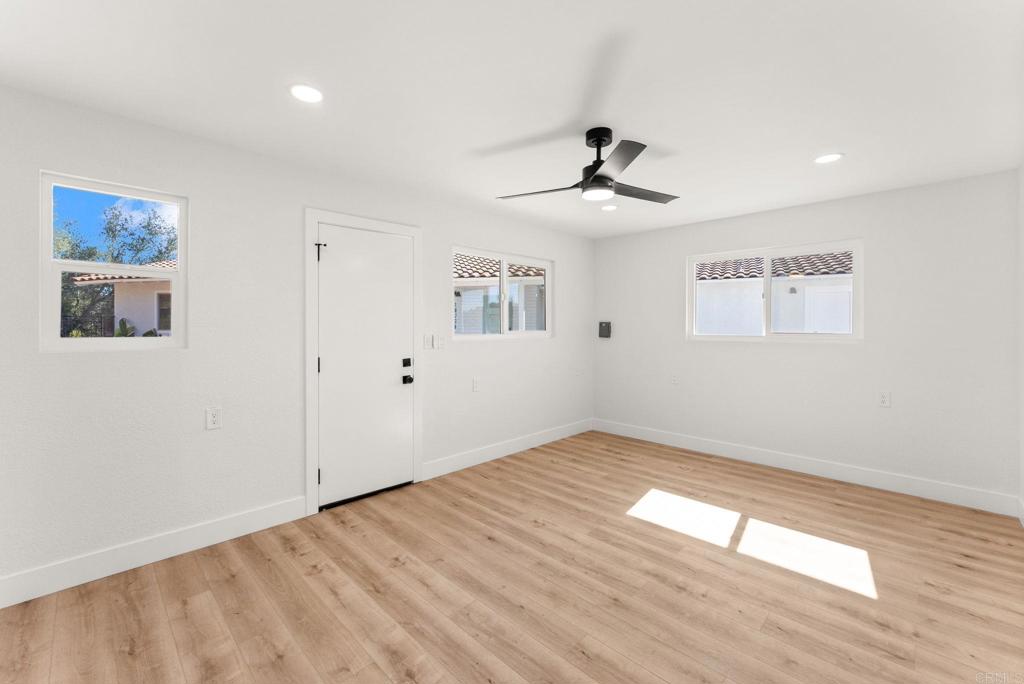 10236 Lake Meadow Lane Property Photo 30