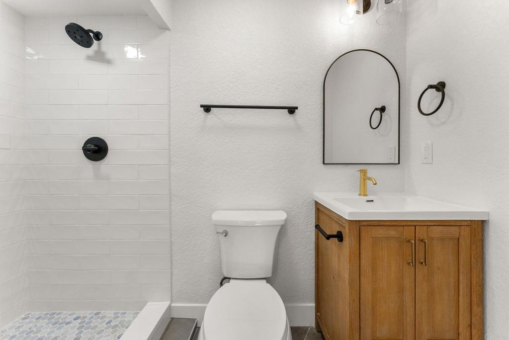 10236 Lake Meadow Lane Property Photo 32