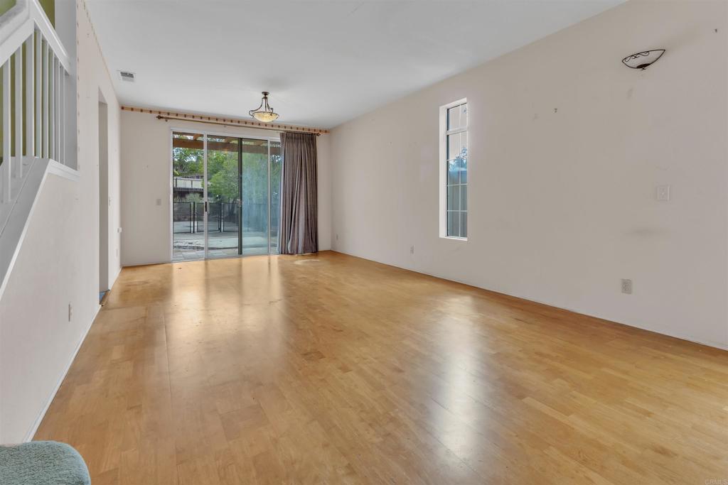 1332 Corte Lira Property Photo 4