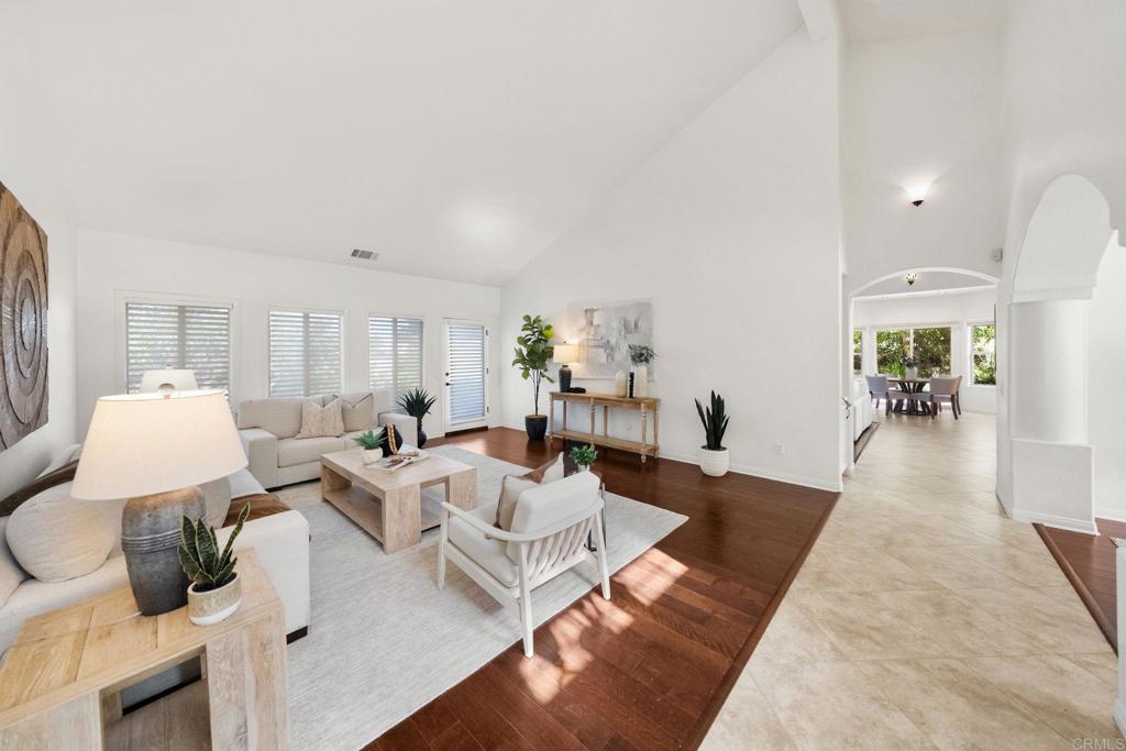 1753 Premier Street Property Photo 13