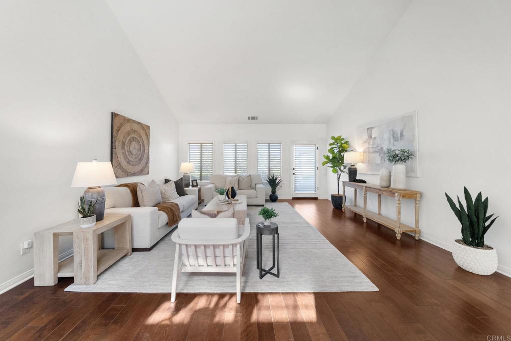 1753 Premier Street Property Photo 14