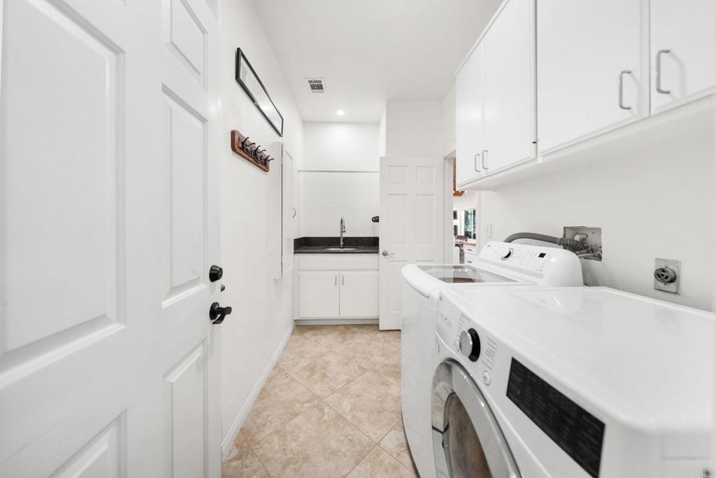 1753 Premier Street Property Photo 46