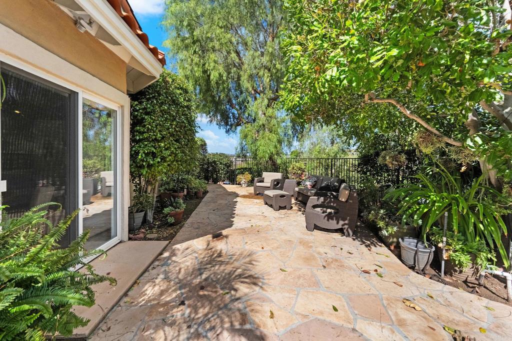1753 Premier Street Property Photo 47