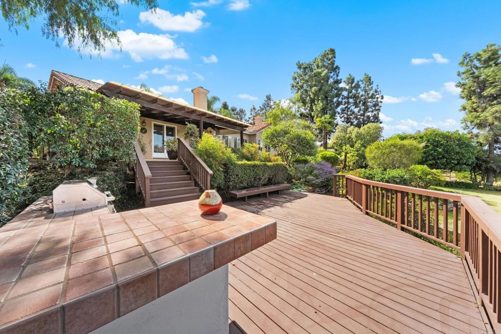 1753 Premier Street Property Photo 64