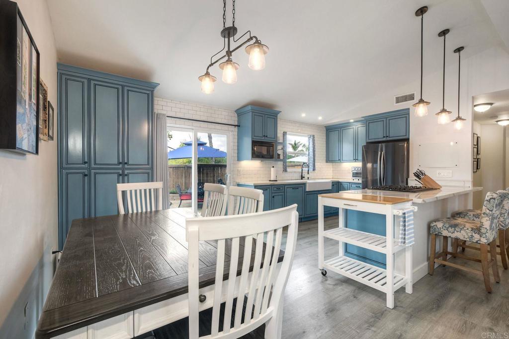2208 Dante Ter Property Photo 9