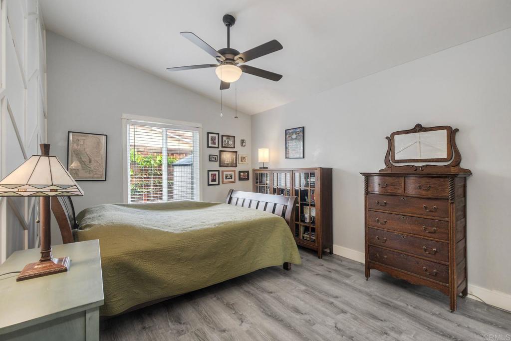 2208 Dante Ter Property Photo 23