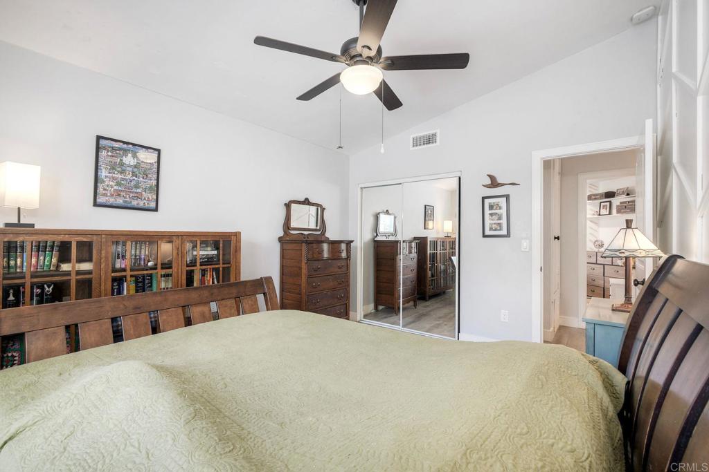 2208 Dante Ter Property Photo 24