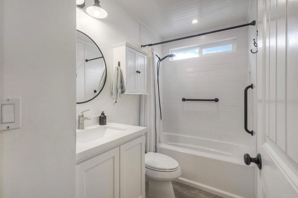 2208 Dante Ter Property Photo 27