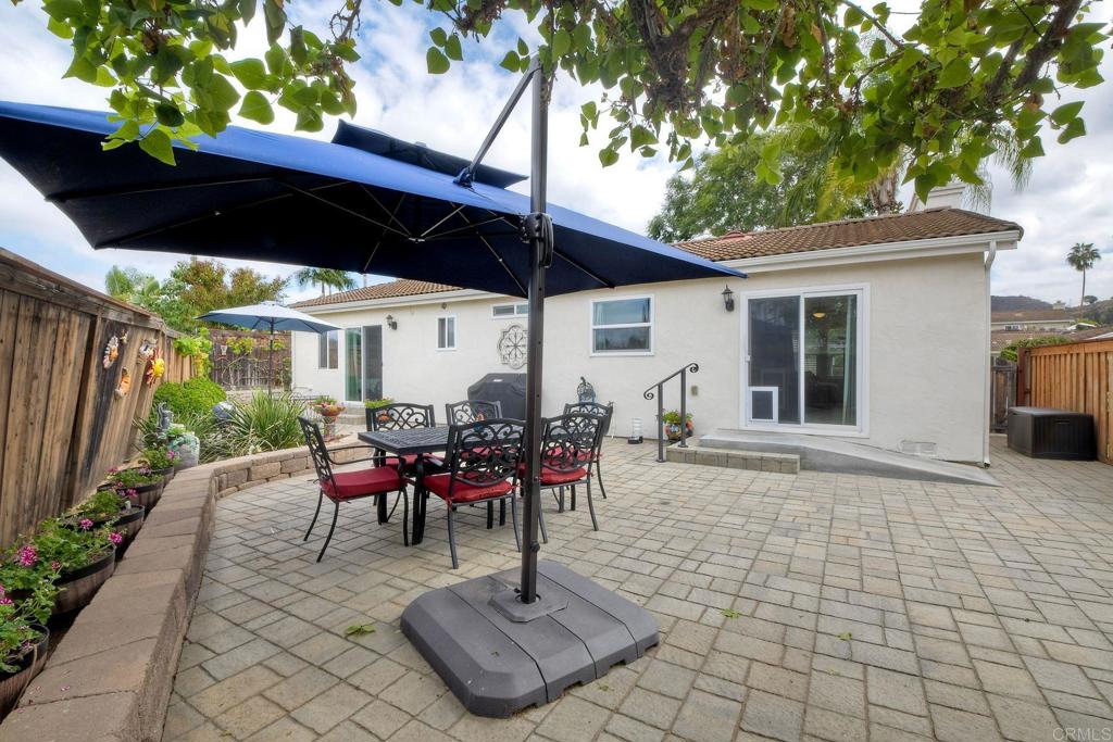 2208 Dante Ter Property Photo 29