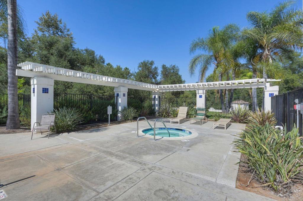 2208 Dante Ter Property Photo 38