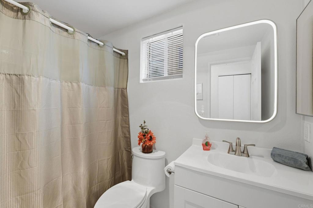 510 Camino De La Reina 106 Property Photo 22