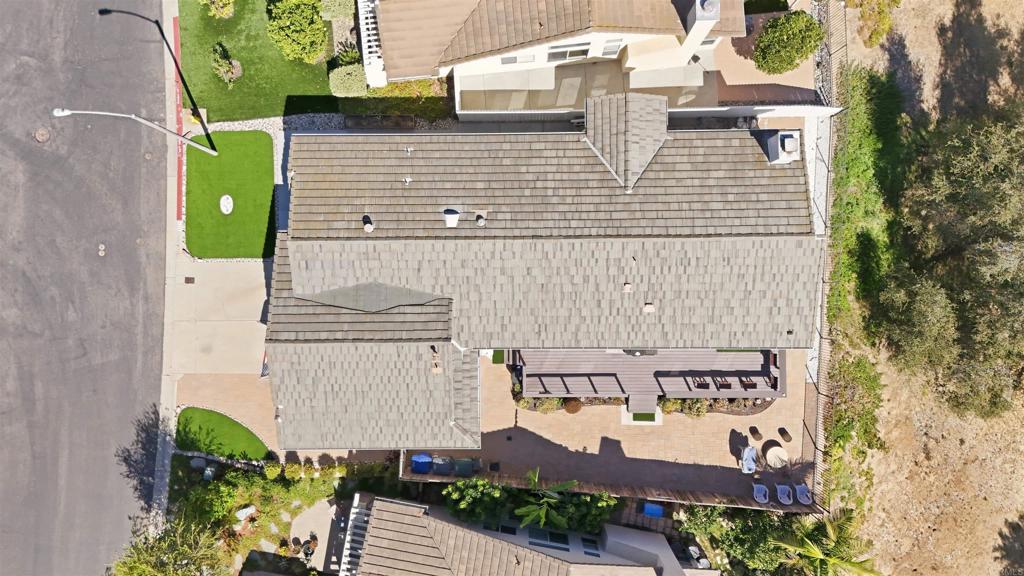 2326 Azure Lane Property Photo 24