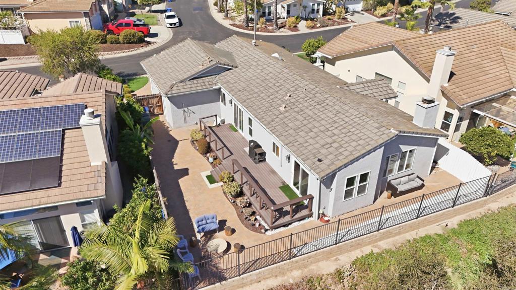 2326 Azure Lane Property Photo 29