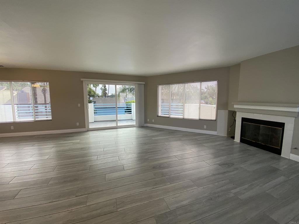 4594 Cove Drive Property Photo 15