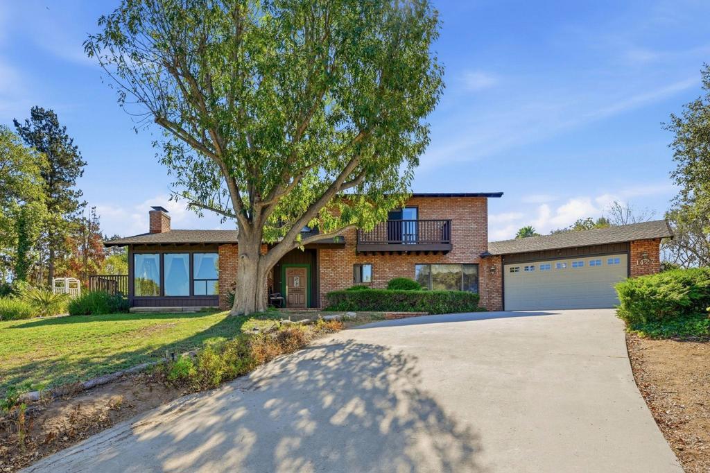1427 El Nido Drive Property Photo 1
