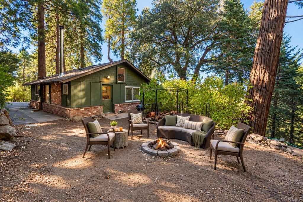 22136 Crestline Road Property Photo 3