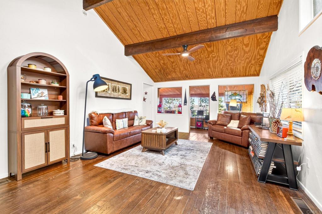 22136 Crestline Road Property Photo 7
