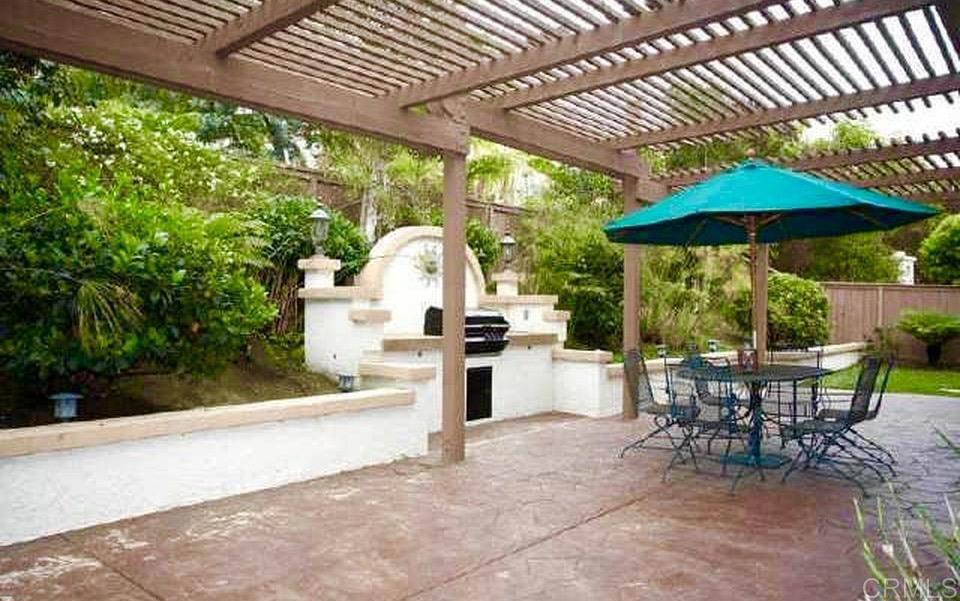 591 Samuel Court Property Photo 10