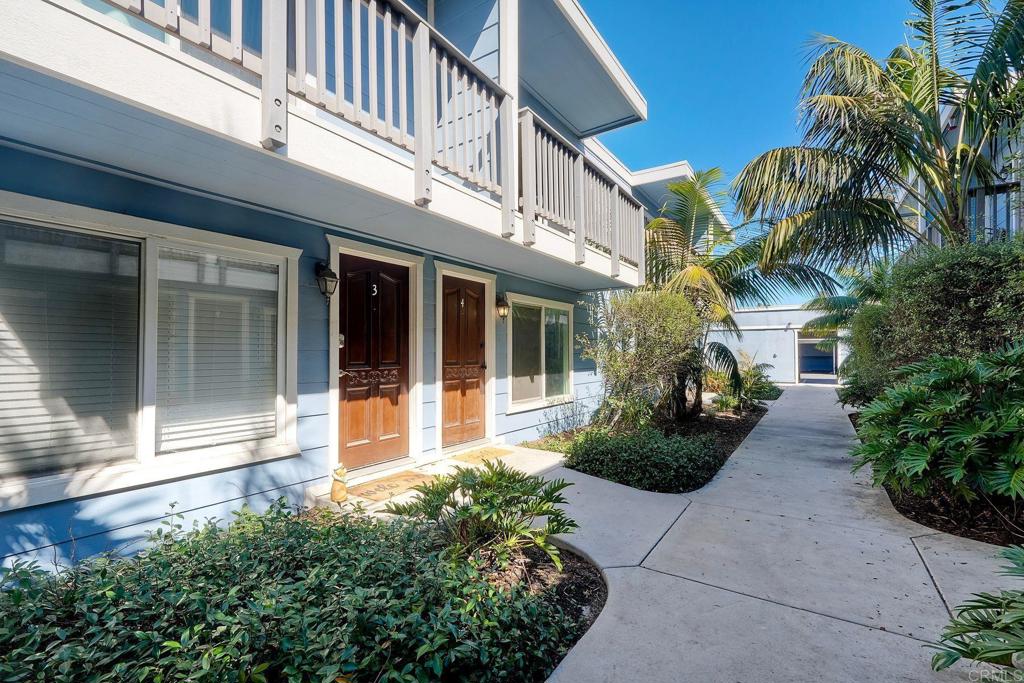 981 N Vulcan Avenue 4 Property Photo 1