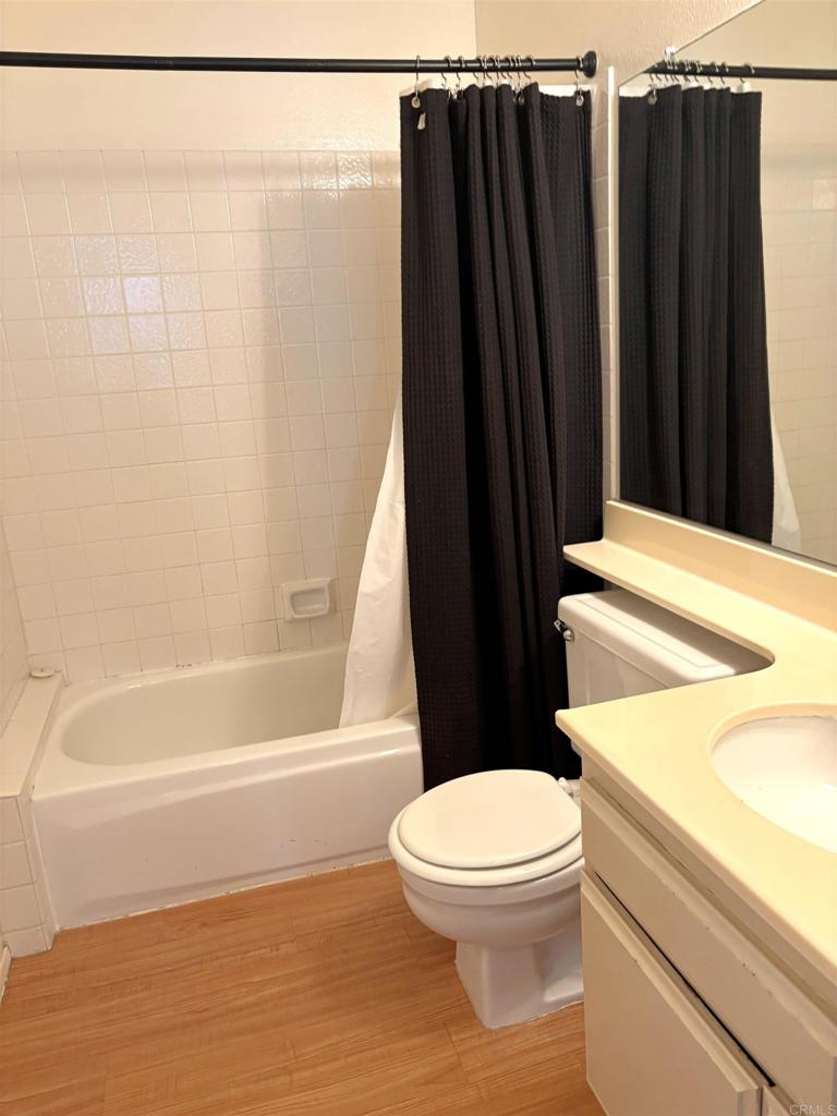 6924 Sandpiper Place Property Photo 8