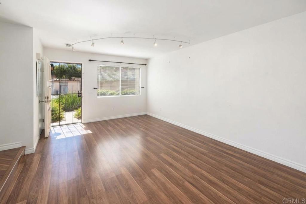 1548 Grandon Avenue Property Photo 5