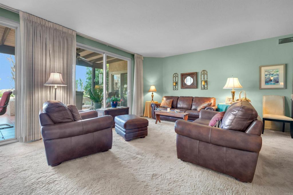 202 Pointing Rock Drive 6 Property Photo 10