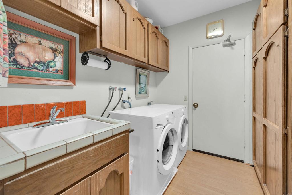 202 Pointing Rock Drive 6 Property Photo 26