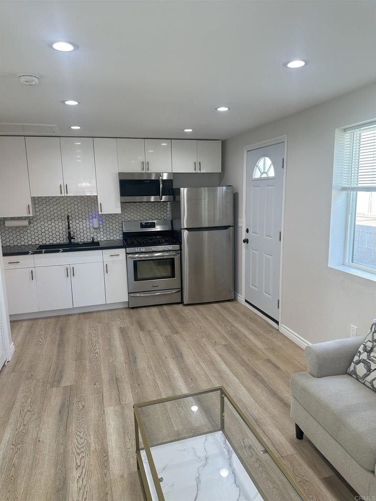 13009 Debby Street Property Photo 5
