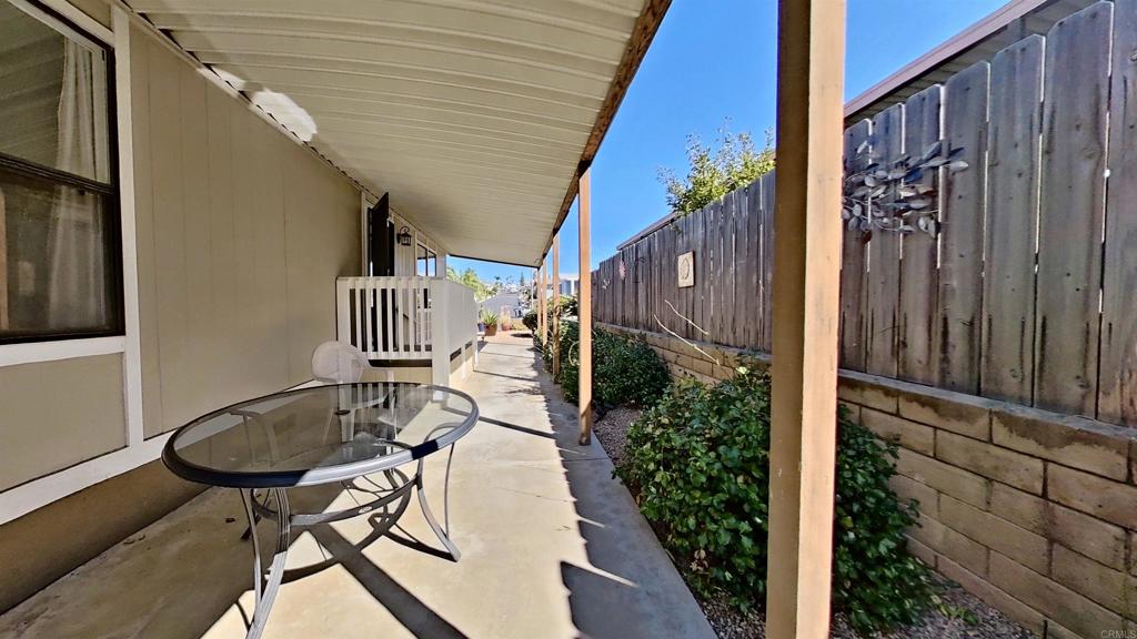 1635 Toyon Gln Property Photo 7