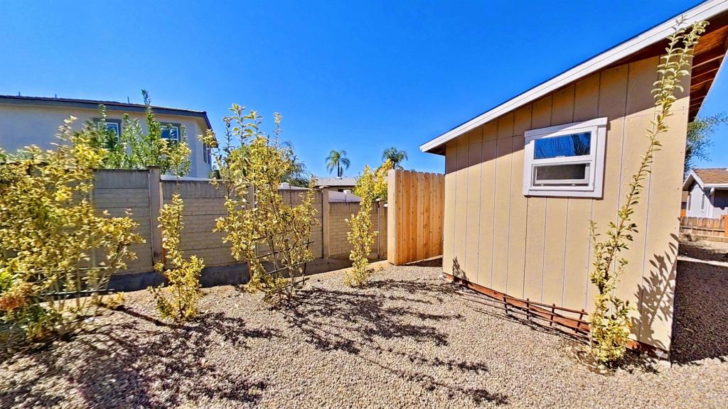 1635 Toyon Gln Property Photo 19