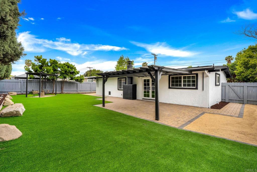 13824 Powers Road Property Photo 6