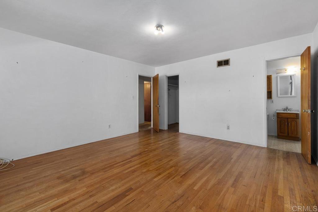 2947 Helix Street Property Photo 15