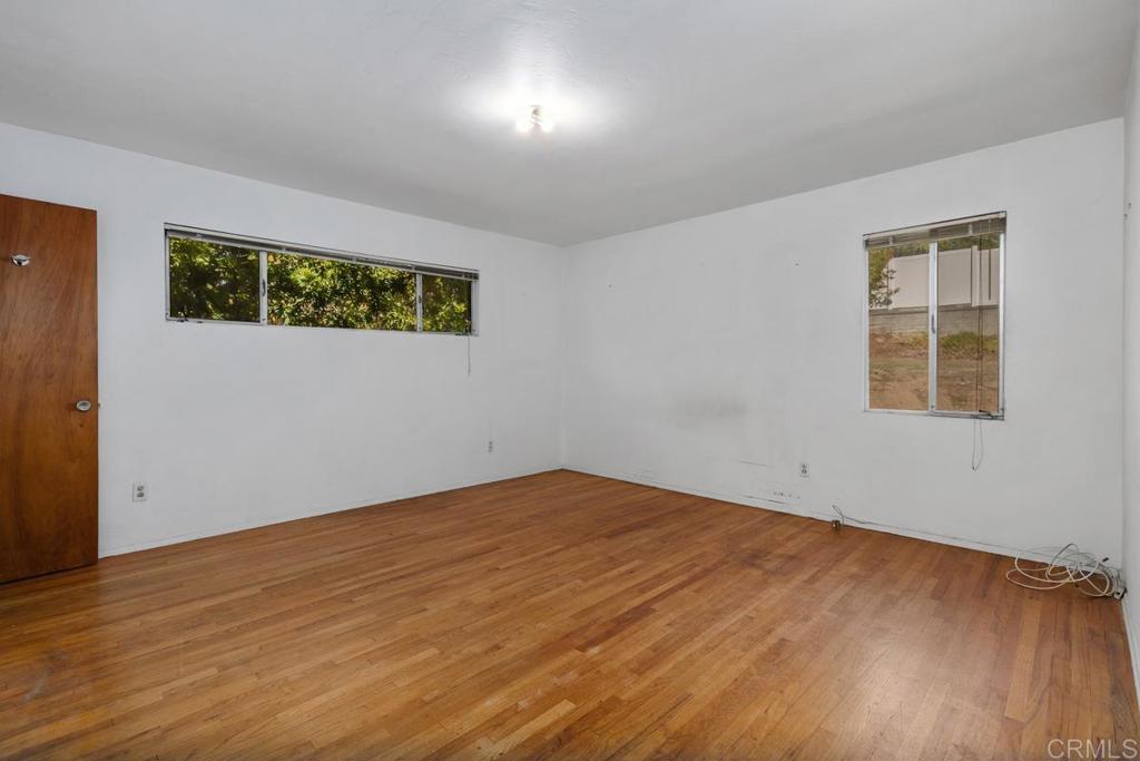 2947 Helix Street Property Photo 16