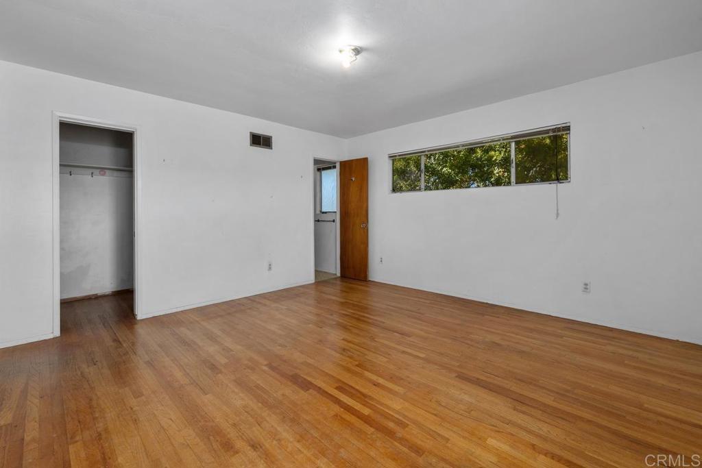 2947 Helix Street Property Photo 17